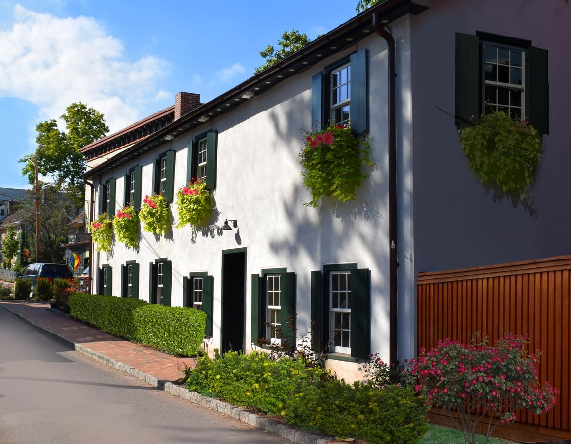 Carriage House New Hope Hotel Bagian luar foto