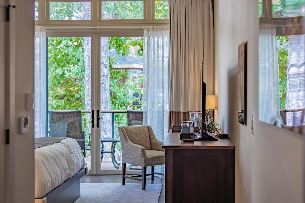 Carriage House New Hope Hotel Bagian luar foto