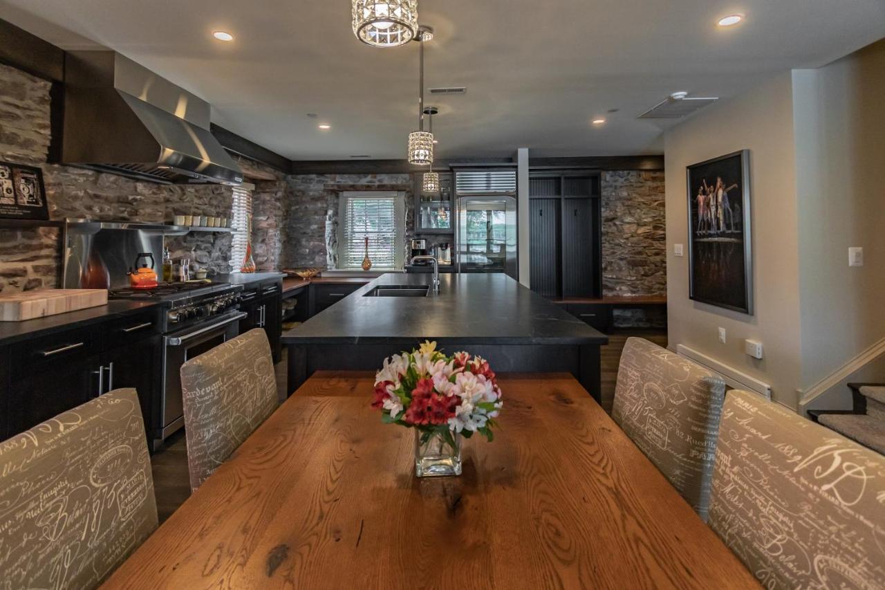 Carriage House New Hope Hotel Bagian luar foto