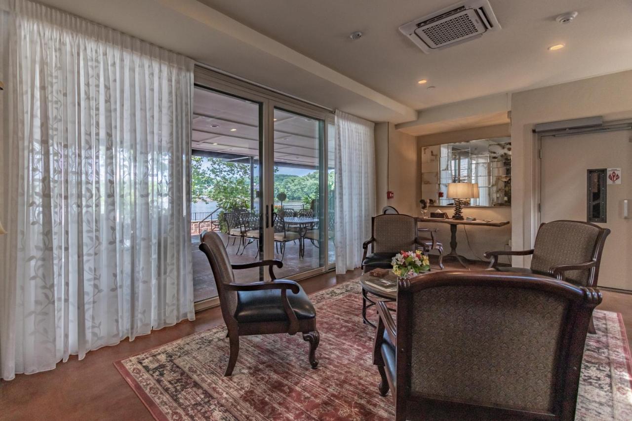Carriage House New Hope Hotel Bagian luar foto