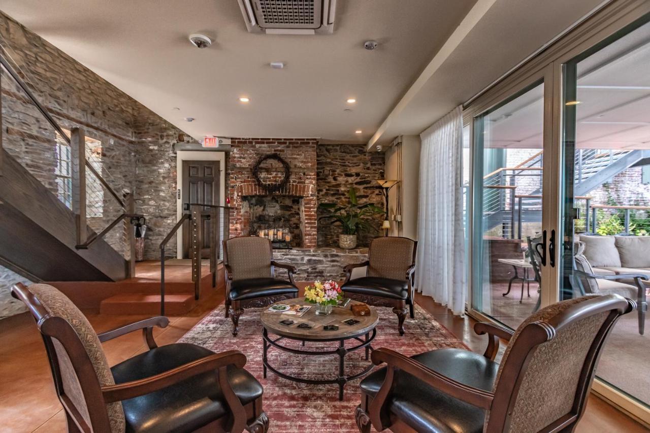 Carriage House New Hope Hotel Bagian luar foto